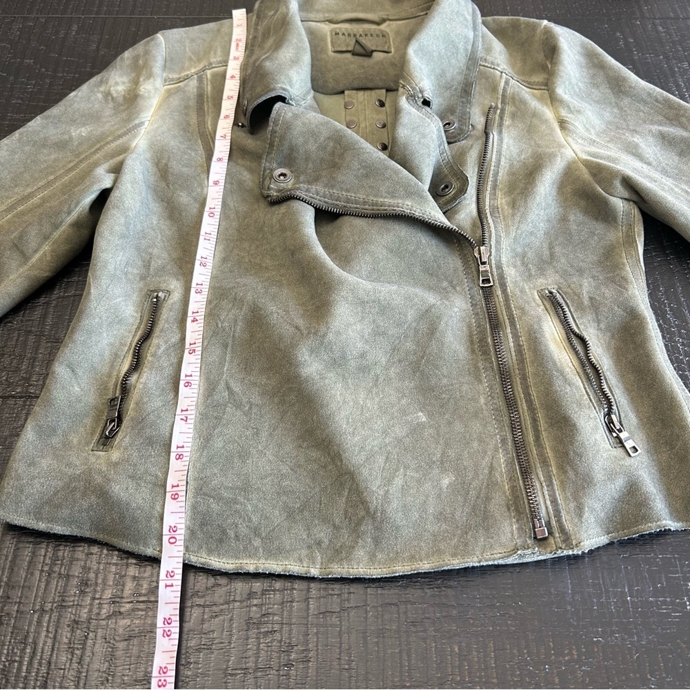 Stylish Olive Faux Suede Jacket - Picture 7 of 8